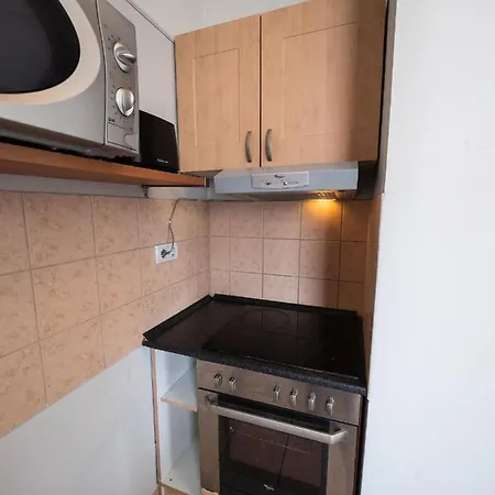 Cozy With Big Balcony And Ac Apartment *