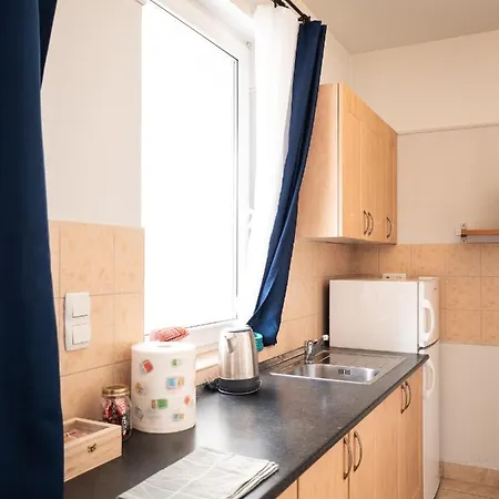 Apartment Cozy With Big Balcony And Ac *